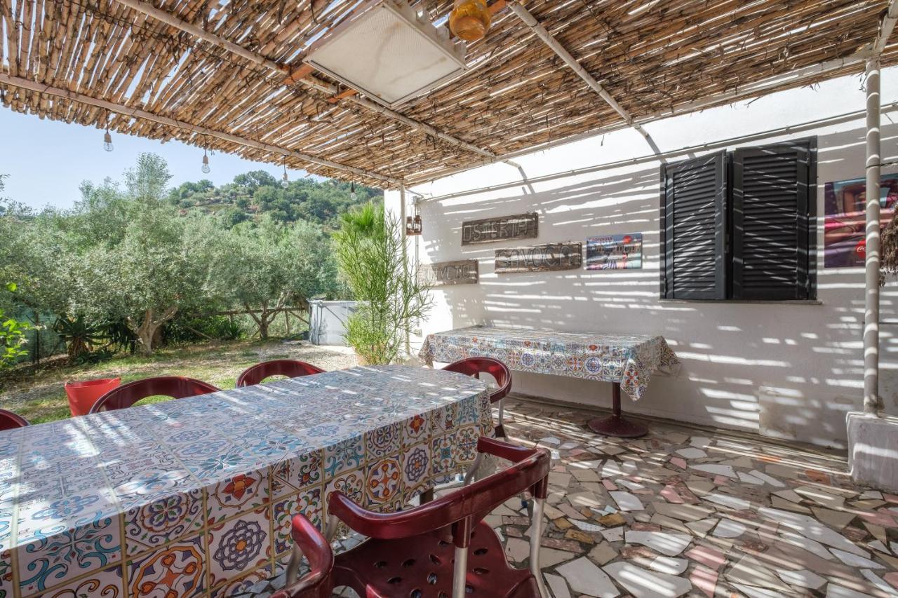 Villa Casa Di Martina Savoca Exterior foto